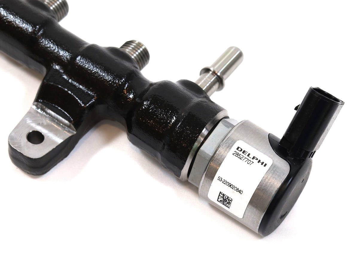 GM 55505909 Fuel Rail with Sensors 2020–2022 3.0L LM2 Duramax Silverado Sierra