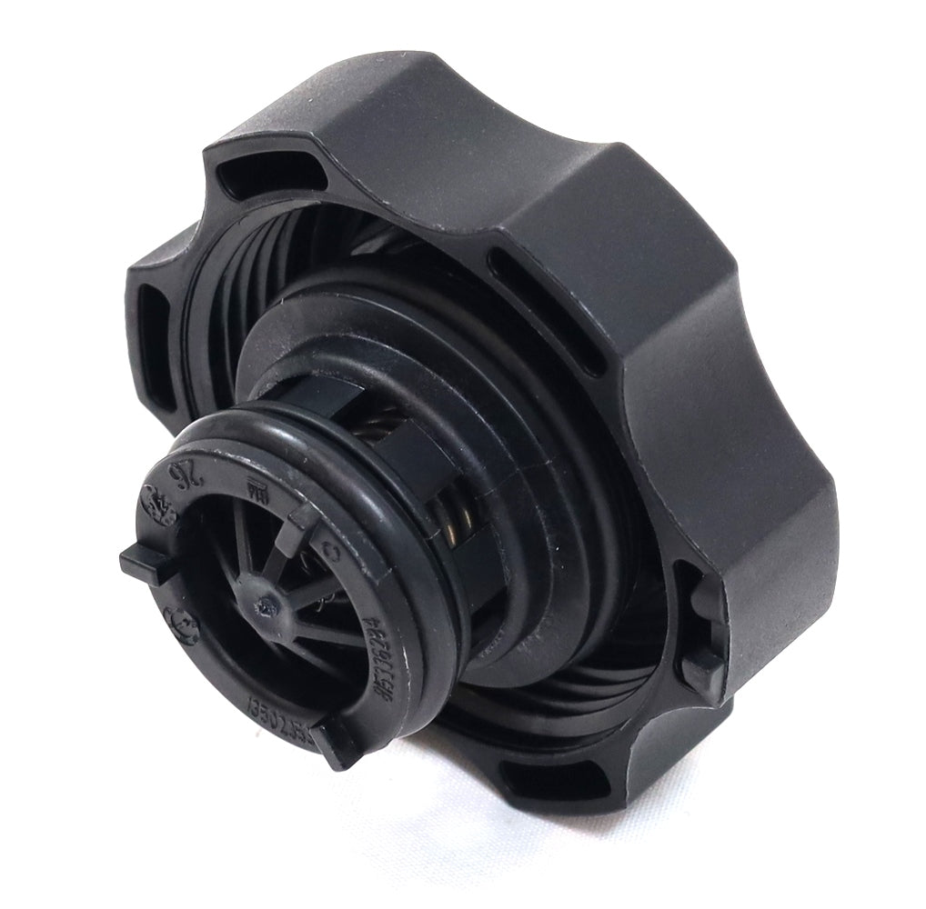 Genuine GM 13502353 Coolant Reservoir Cap LMM / L5P / LM2 / LZ0 Duramax
