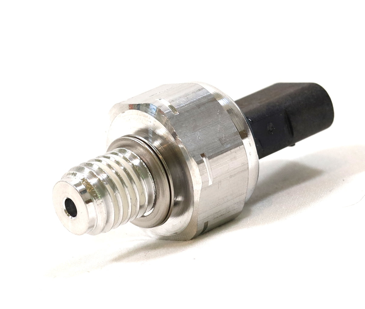 Genuine GM 12727099 Engine Oil Pressure Sensor 2017–2025 L5P 6.6L Duramax Diesel