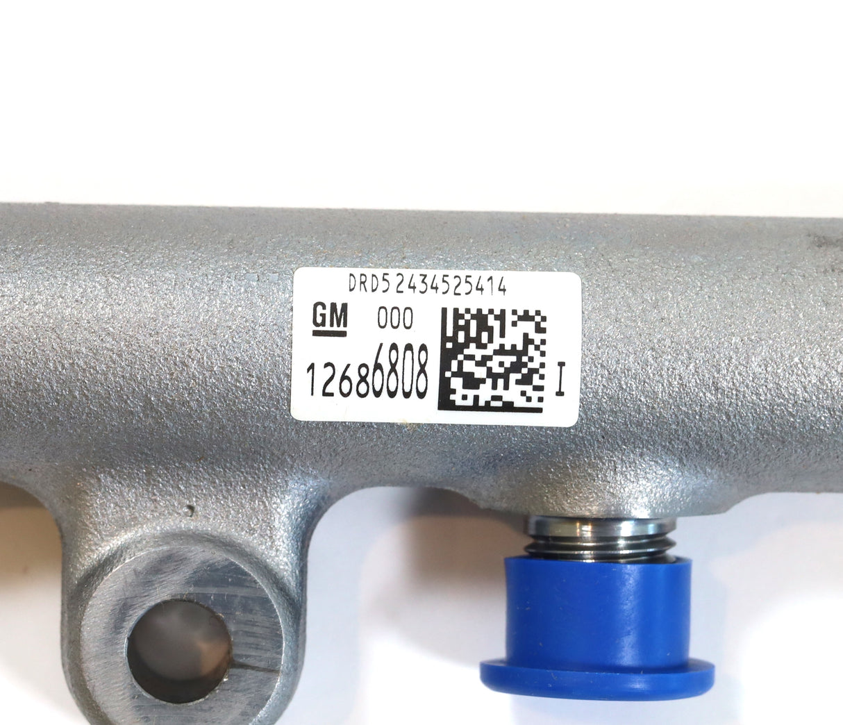 Genuine GM 12686808 / 12686810 Fuel Rail Set & Sensors For 2017-2025 L5P Duramax