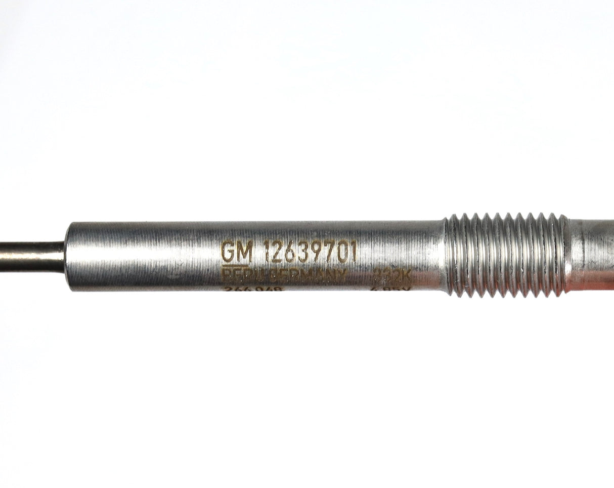 Genuine OEM GM 12639701 / 9G Diesel Glow Plug LMM LML LBZ Duramax 6.6L Silverado