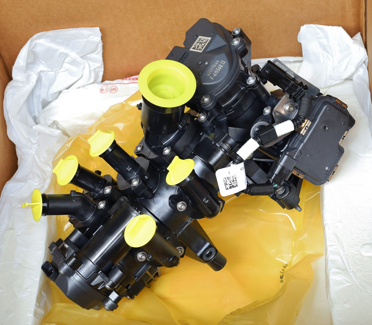 2020-2022 Silverado Sierra LM2 Duramax Engine Coolant Flow Control Valve OEM GM 40009644
