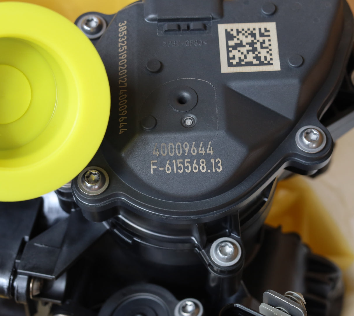 2020-2022 Silverado Sierra LM2 Duramax Engine Coolant Flow Control Valve OEM GM 40009644