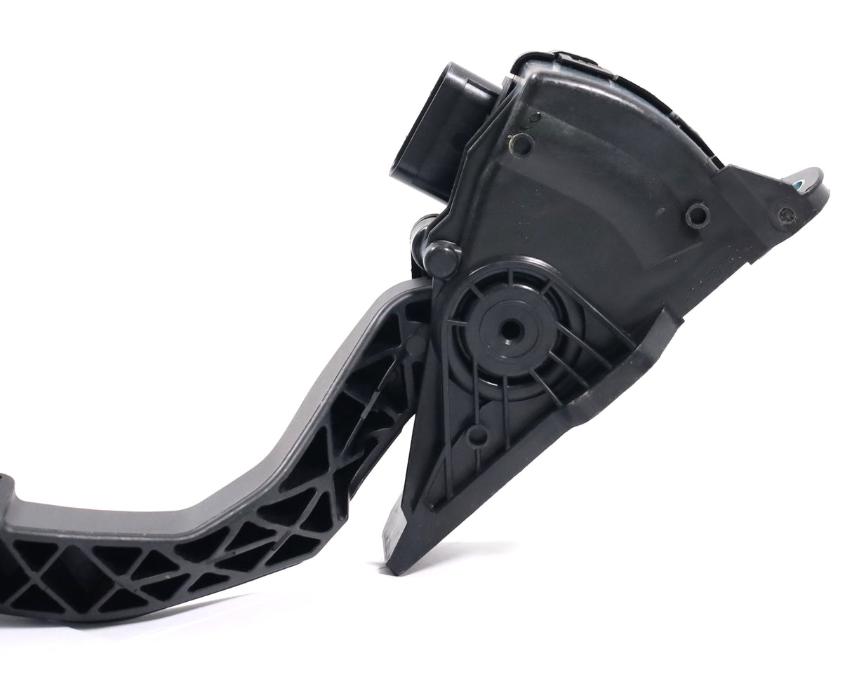 Genuine GM 23362231 Accelerator Pedal & Sensor 2011-2019 LML L5P Duramax Diesel