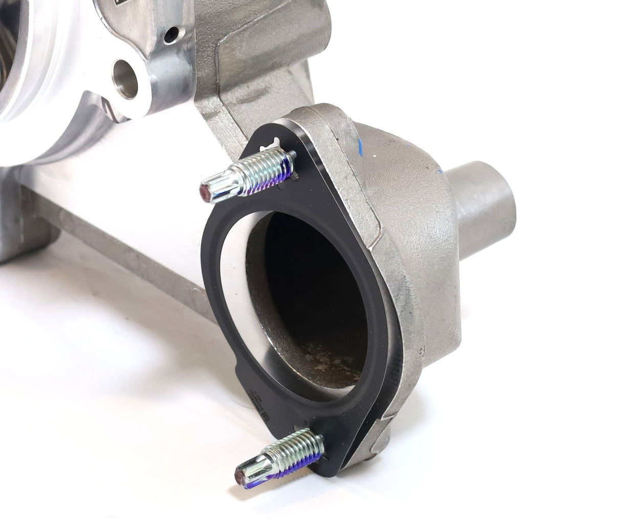 GM 12680257 / 251-817 Engine Water Pump & Housing 2017-2026 L5P Duramax